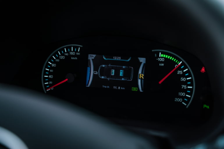 BYD T3 rekkevidde dashbord speedometer