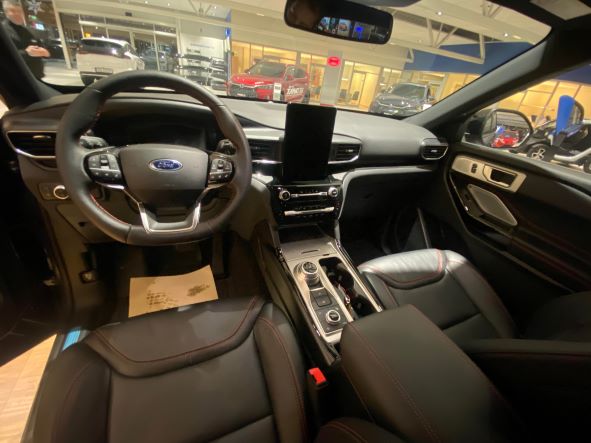 Ford Explorer Hybrid interiør førersete cockpit